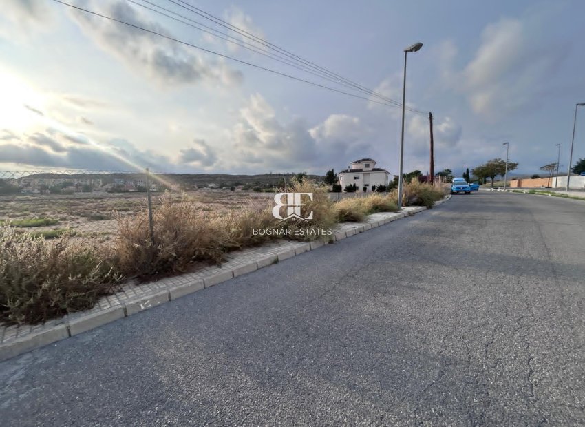 Wiederverkauf - Land -
mutxamel