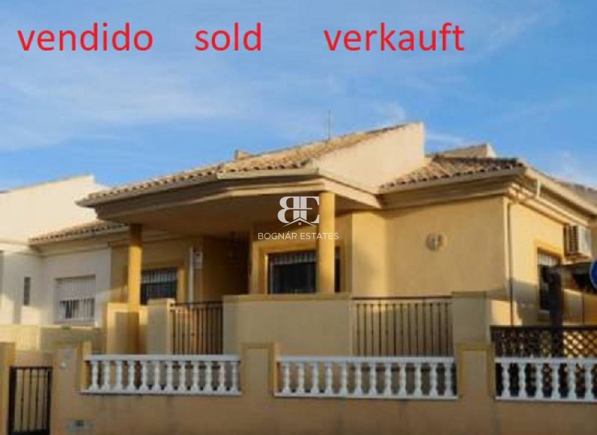 Wiederverkauf - Stadthaus -
La Puebla