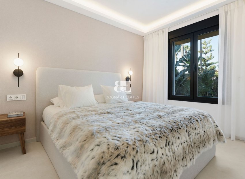 Wiederverkauf - Stadthaus -
Marbella - Golden Mile