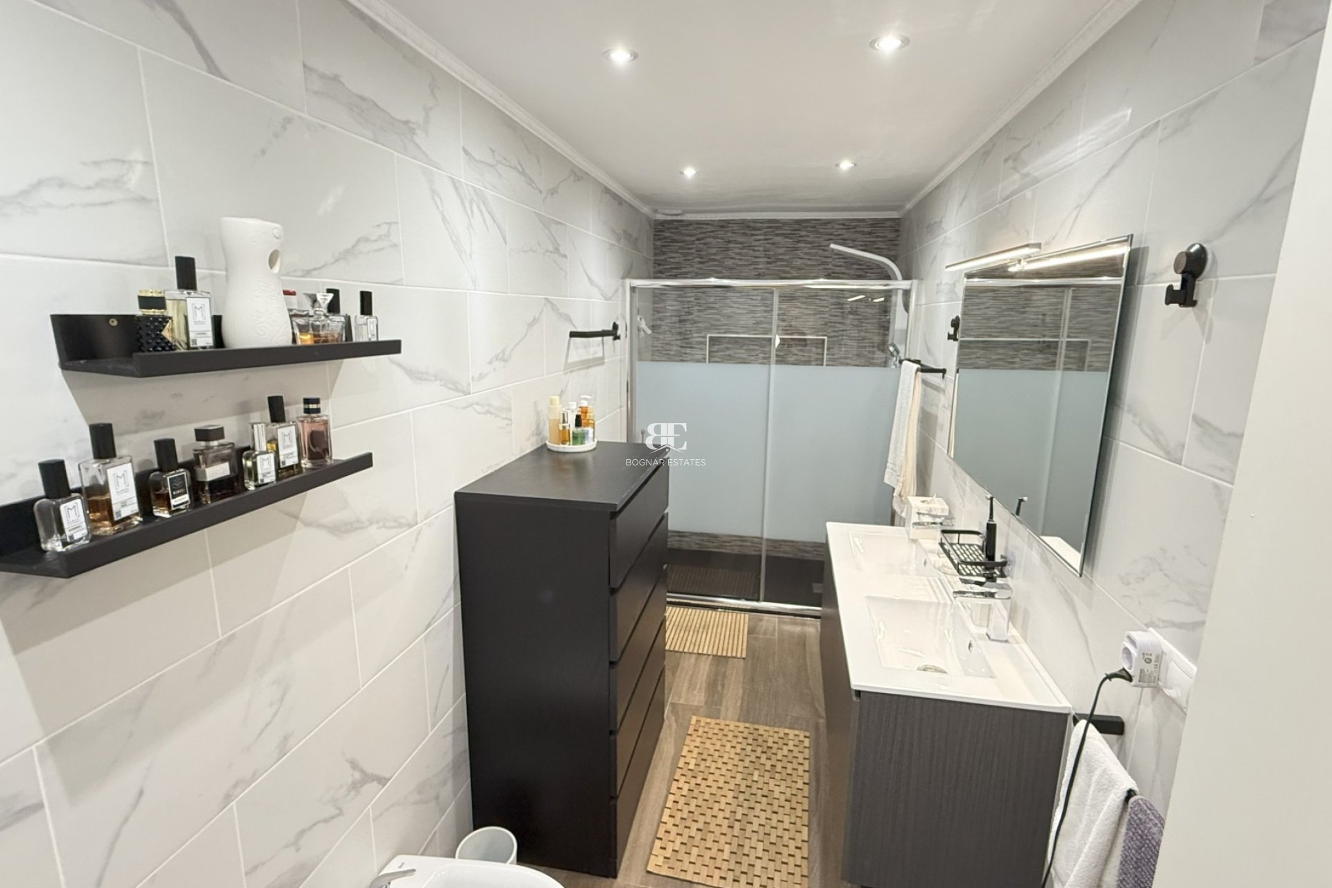 Wiederverkauf - Stadthaus -
Orihuela Costa - La Zenia