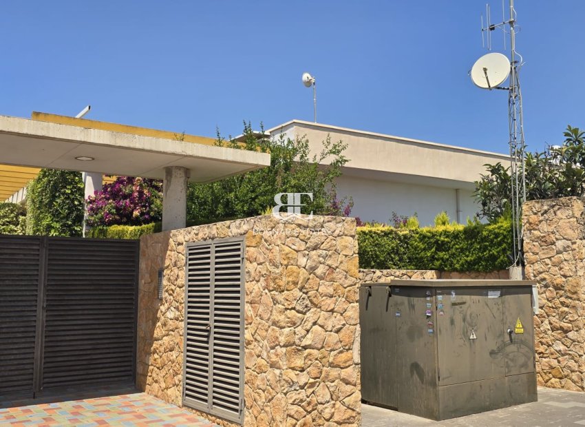 Wiederverkauf - Stadthaus -
Orihuela Costa - Mil Palmeras