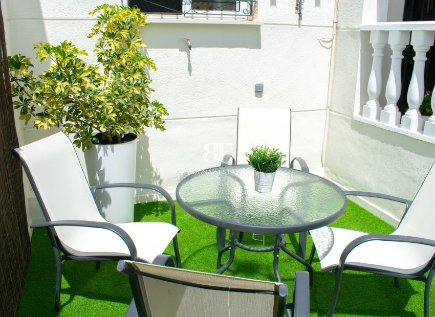 Wiederverkauf - Stadthaus -
Orihuela Costa - Punta Prima