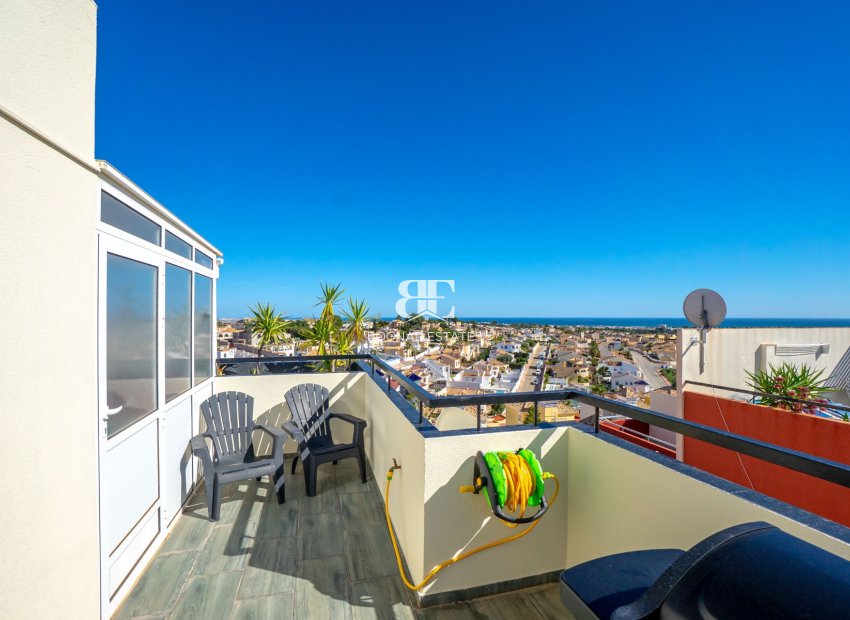 Wiederverkauf - Stadthaus -
Orihuela Costa - Villamartín