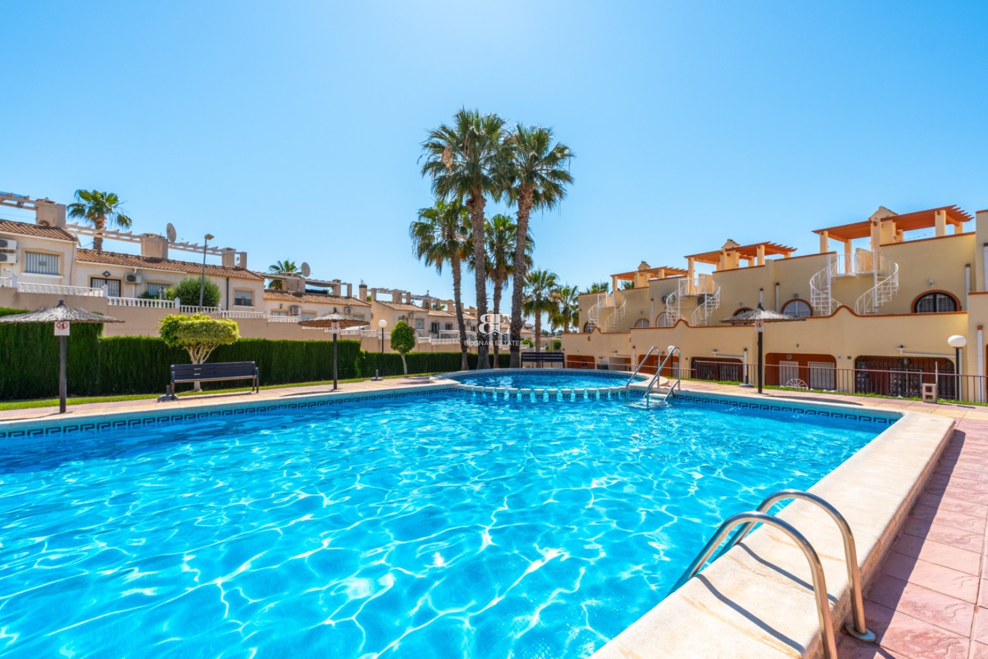 Wiederverkauf - Stadthaus -
Orihuela Costa - Villamartín