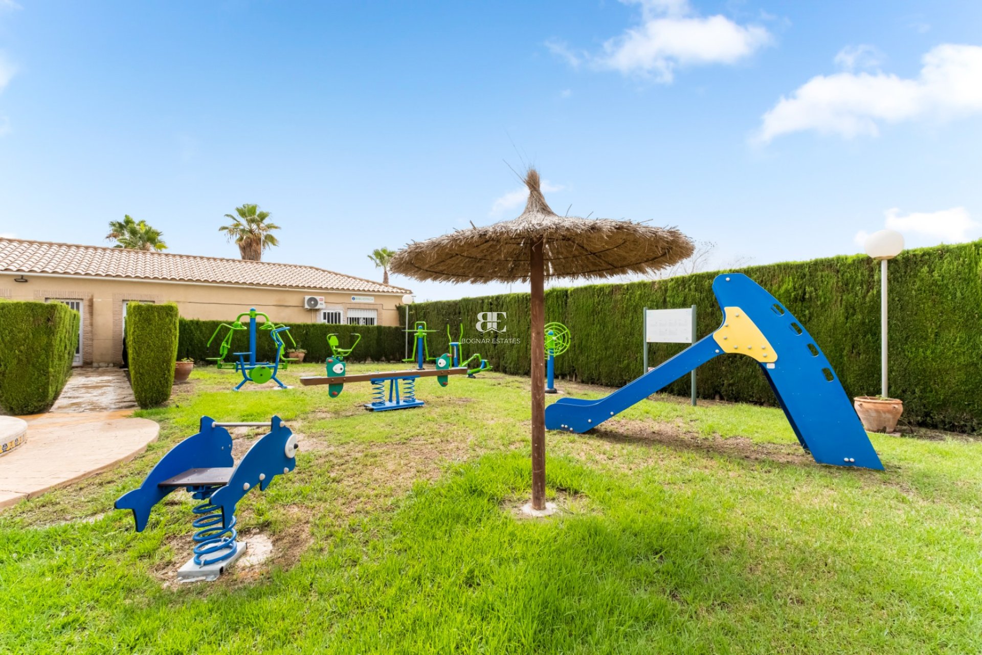 Wiederverkauf - Stadthaus -
Orihuela Costa - Villamartín