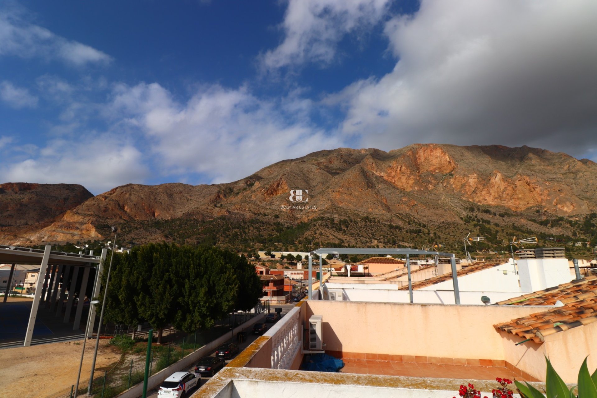 Wiederverkauf - Stadthaus -
Redován - Redovan - Town