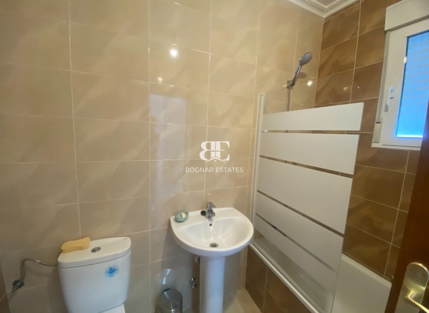 Wiederverkauf - Stadthaus -
San Miguel de Salinas