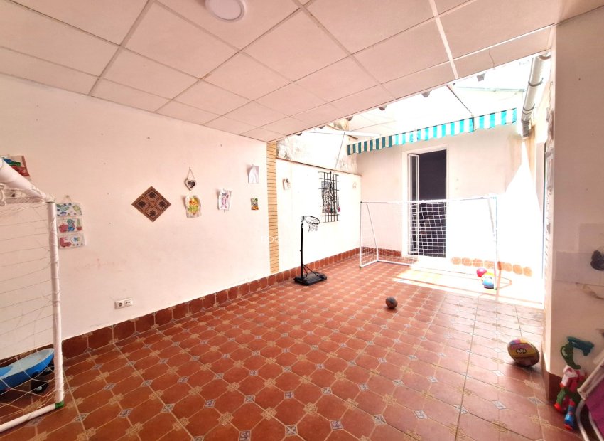 Wiederverkauf - Stadthaus -
Santa Pola - Center