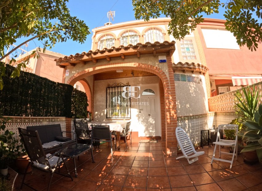 Wiederverkauf - Stadthaus -
Torrevieja - El Acequión - Los Náufragos