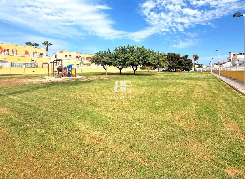 Wiederverkauf - Stadthaus -
Torrevieja - La Siesta