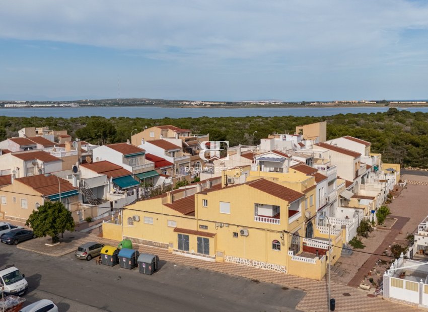 Wiederverkauf - Stadthaus -
Torrevieja - La Siesta
