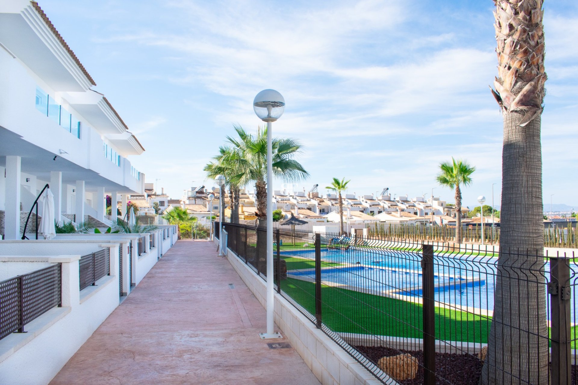 Wiederverkauf - Stadthaus -
Torrevieja - Los Balcones
