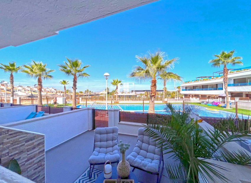 Wiederverkauf - Stadthaus -
Torrevieja - Los Balcones