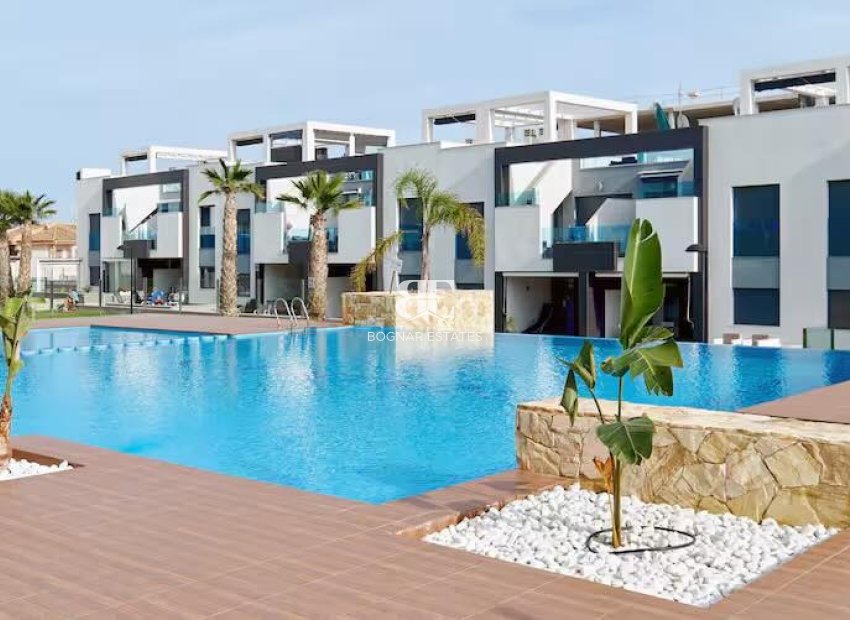 Wiederverkauf - Stadthaus -
Torrevieja - Punta Prima