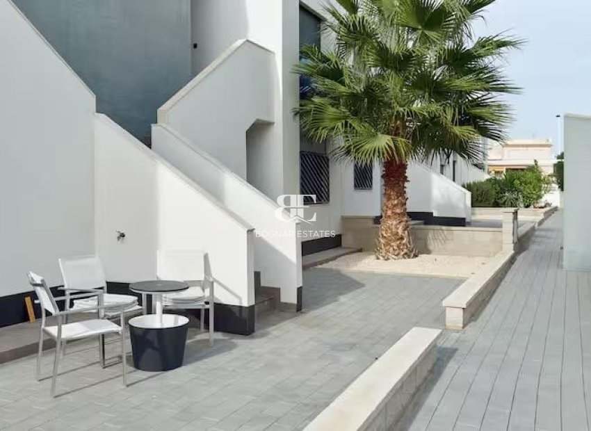 Wiederverkauf - Stadthaus -
Torrevieja - Punta Prima
