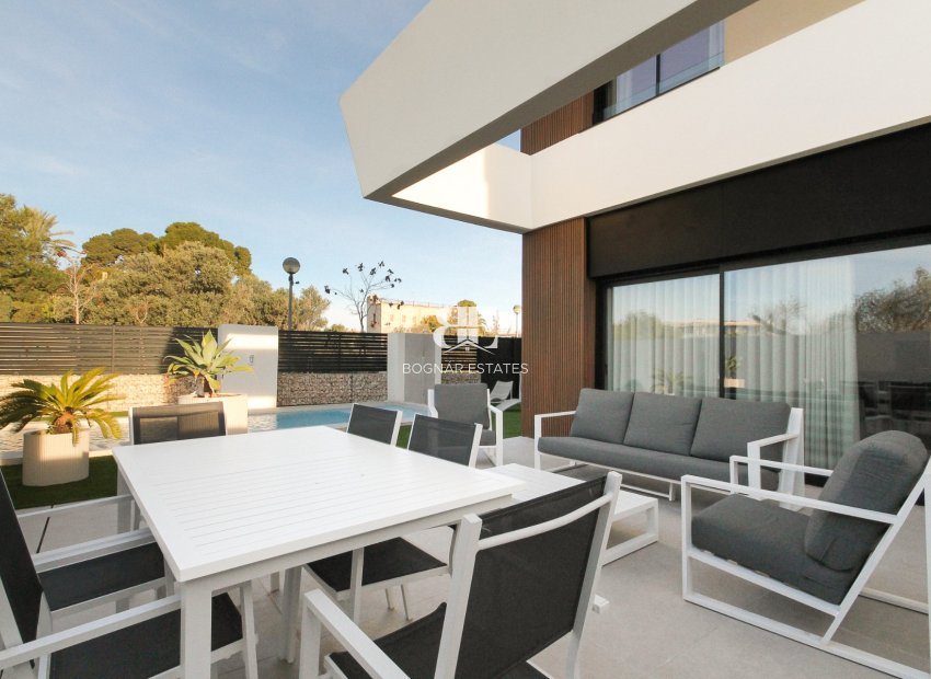 Wiederverkauf - Villa -
Alicante - Center