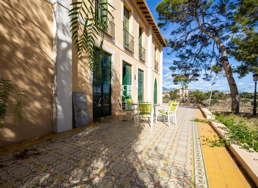 Wiederverkauf - Villa -
Alicante - Center