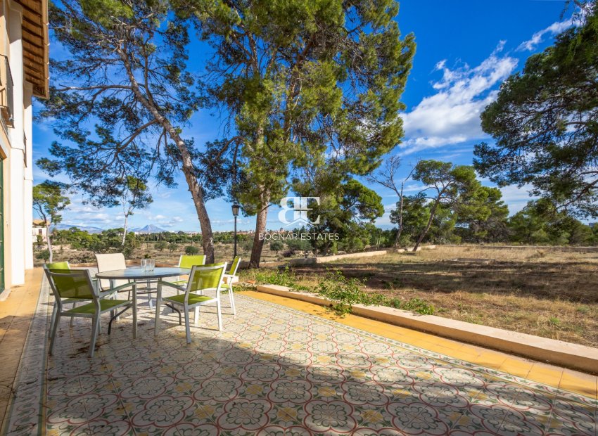 Wiederverkauf - Villa -
Alicante - Center