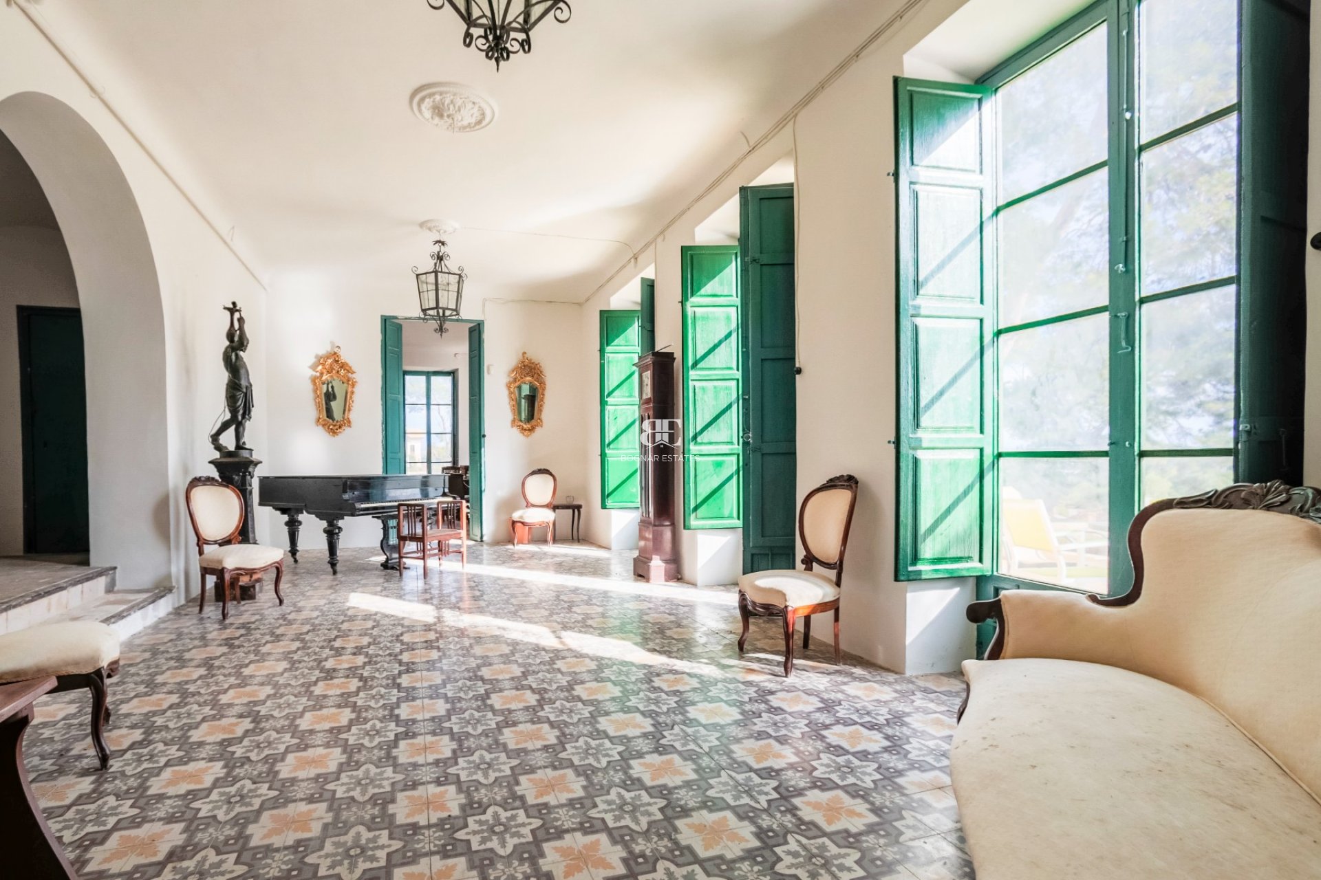 Wiederverkauf - Villa -
Alicante - Center