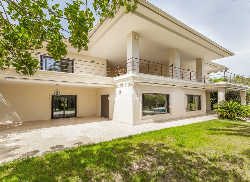 Wiederverkauf - Villa -
Alicante - Vistahermosa