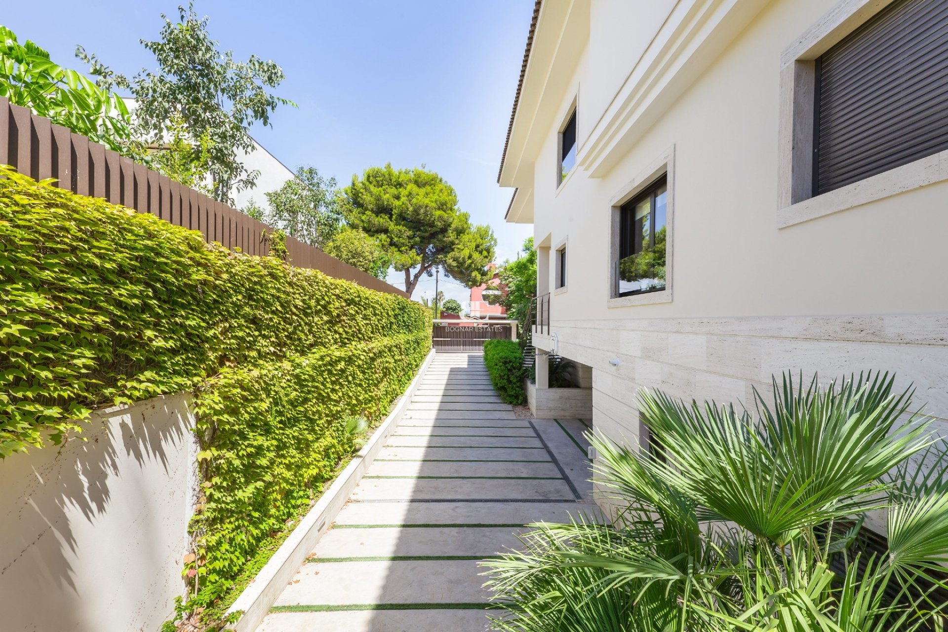 Wiederverkauf - Villa -
Alicante - Vistahermosa