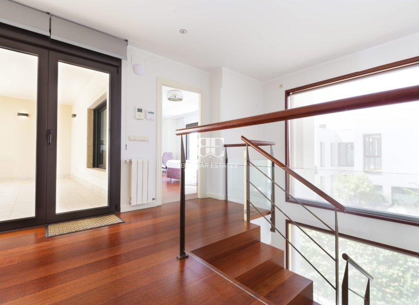 Wiederverkauf - Villa -
Alicante - Vistahermosa