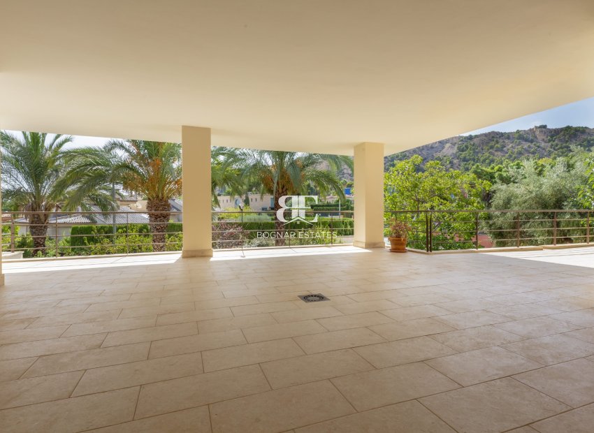 Wiederverkauf - Villa -
Alicante - Vistahermosa