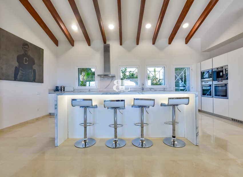 Wiederverkauf - Villa -
Altea - Sierra de Altea