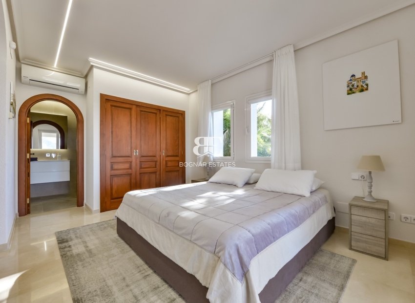 Wiederverkauf - Villa -
Altea - Sierra de Altea