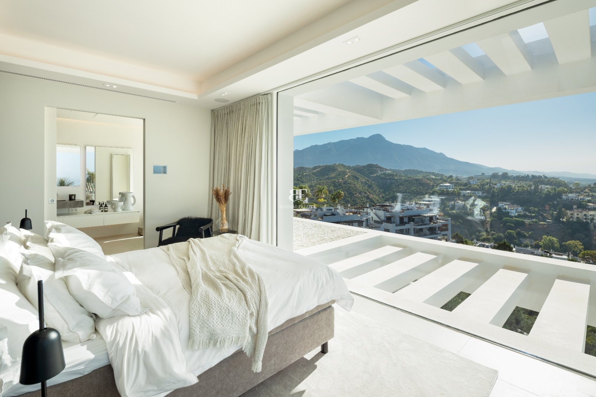 Wiederverkauf - Villa -
Benahavis - La Quinta