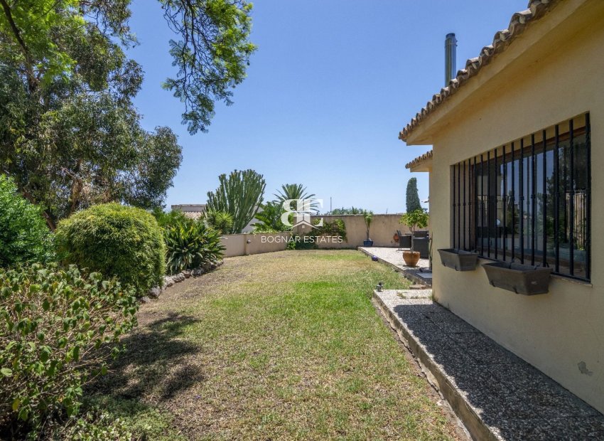 Wiederverkauf - Villa -
Benahavis - La Quinta