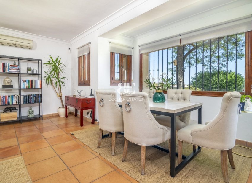 Wiederverkauf - Villa -
Benahavis - La Quinta