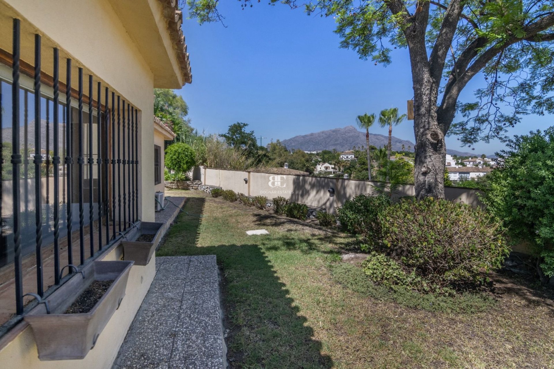 Wiederverkauf - Villa -
Benahavis - La Quinta