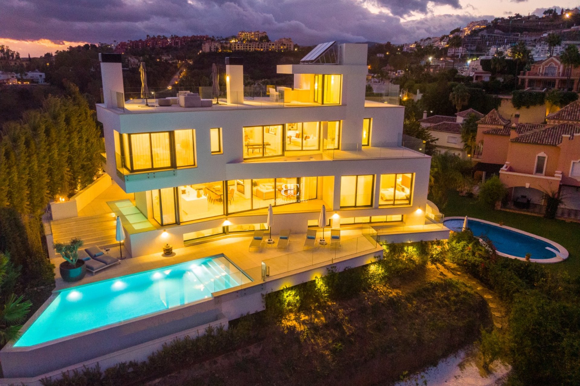 Wiederverkauf - Villa -
Benahavis - La Quinta