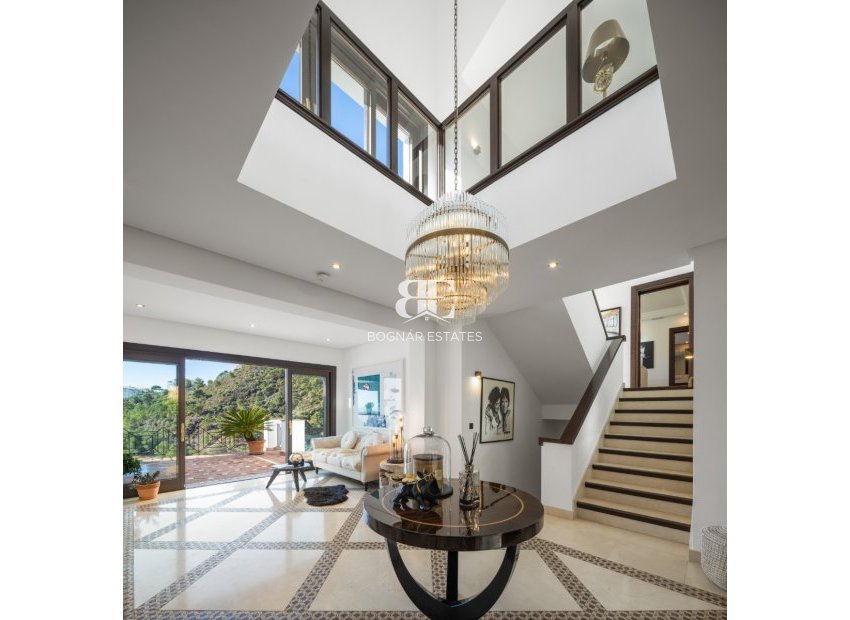 Wiederverkauf - Villa -
Benahavis - La Quinta