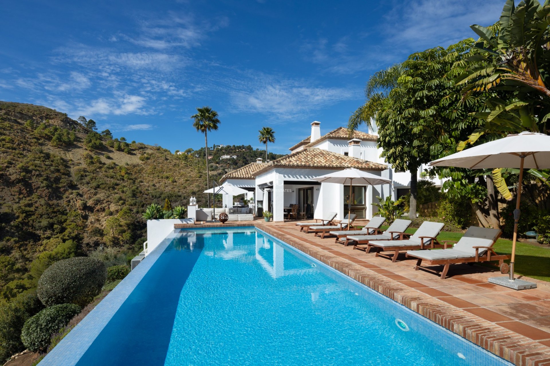 Wiederverkauf - Villa -
Benahavis - La Quinta