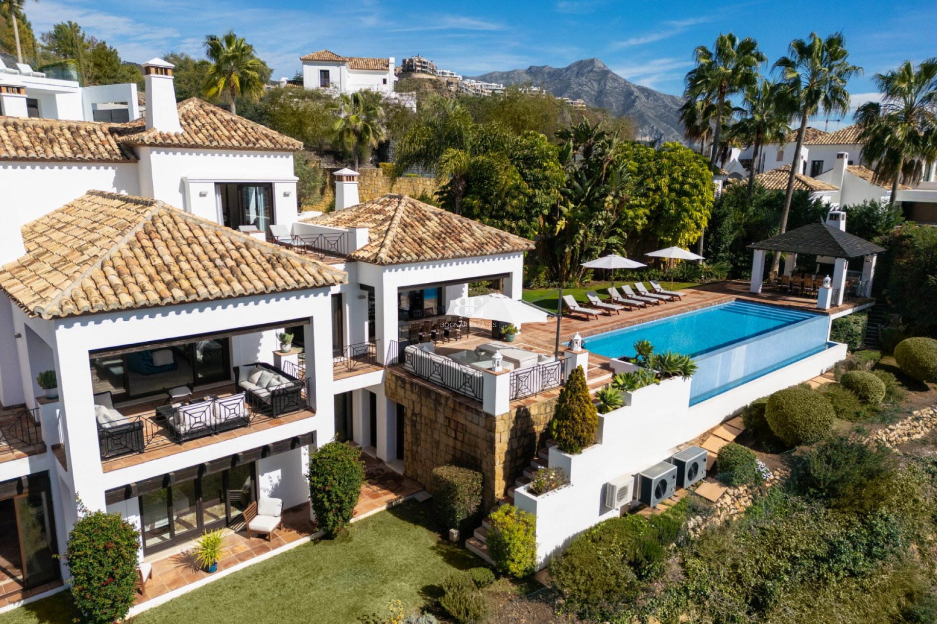 Wiederverkauf - Villa -
Benahavis - La Quinta