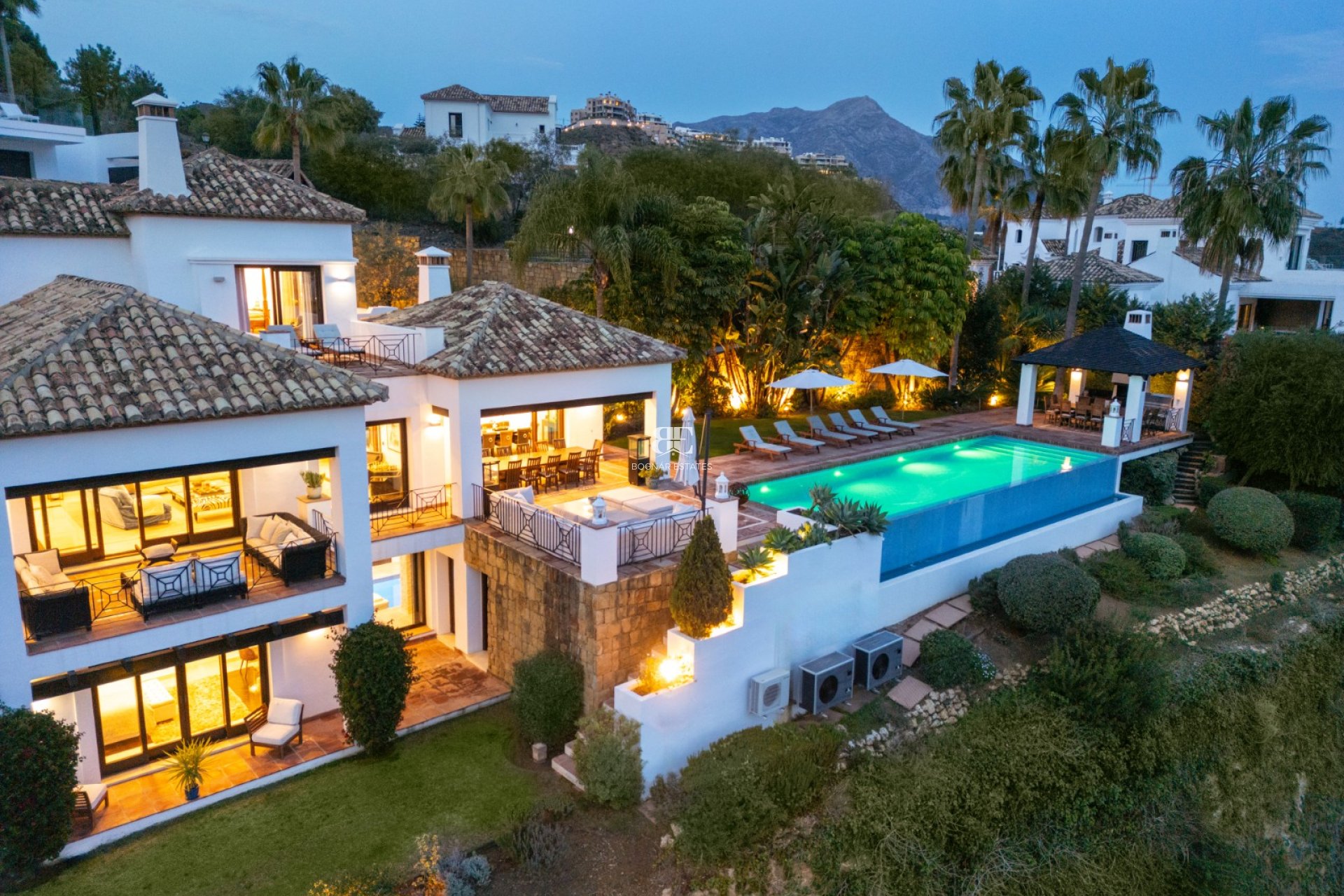 Wiederverkauf - Villa -
Benahavis - La Quinta