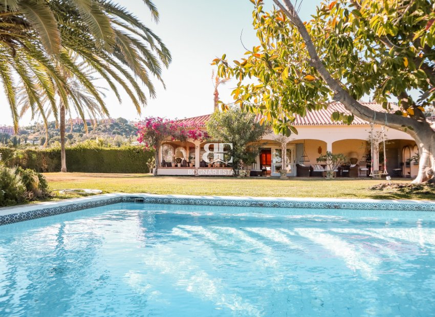 Wiederverkauf - Villa -
Benahavis