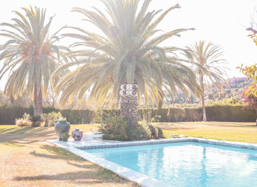Wiederverkauf - Villa -
Benahavis