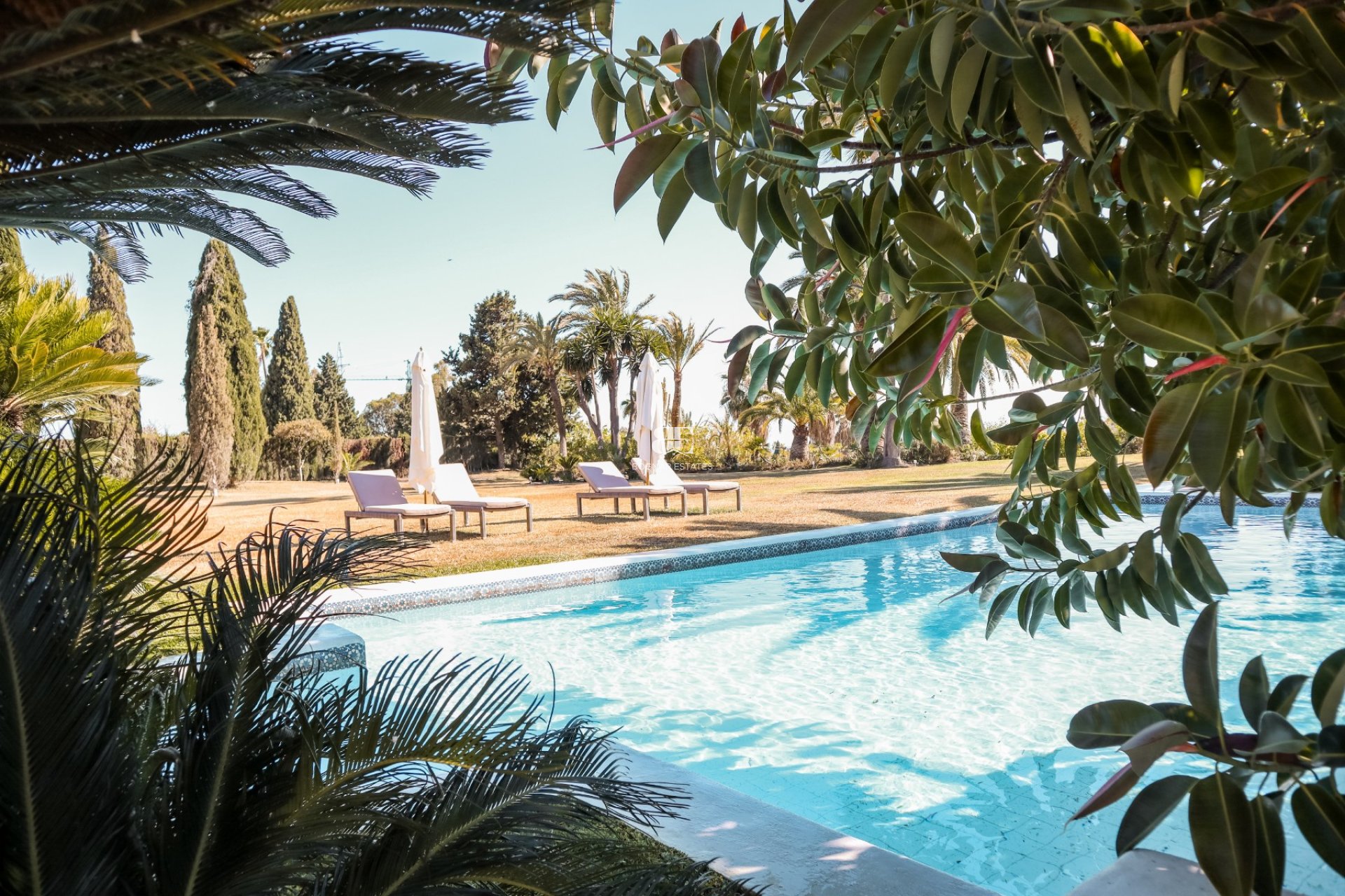 Wiederverkauf - Villa -
Benahavis