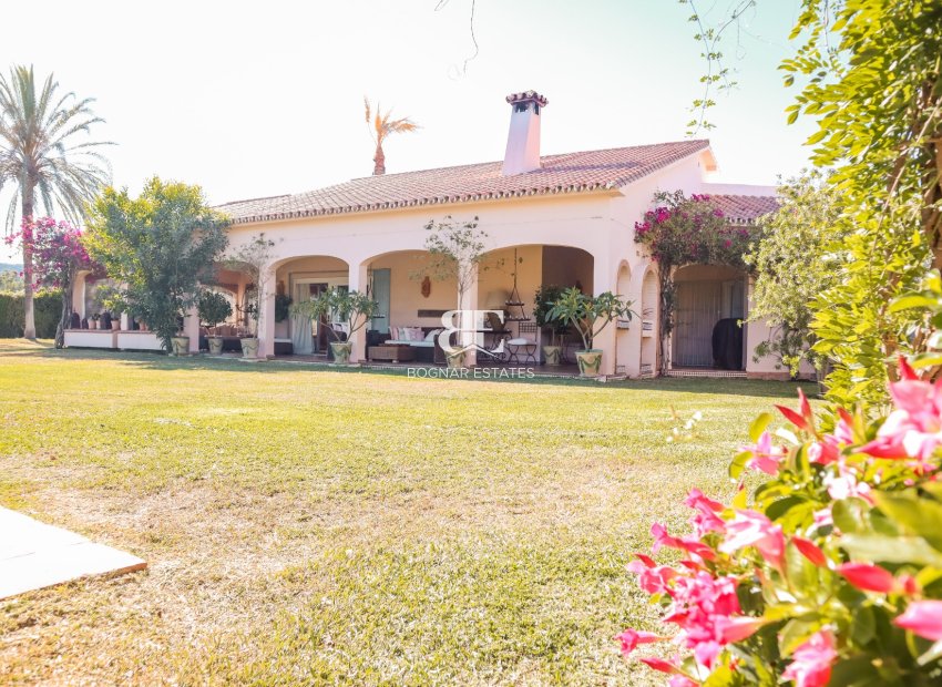 Wiederverkauf - Villa -
Benahavis