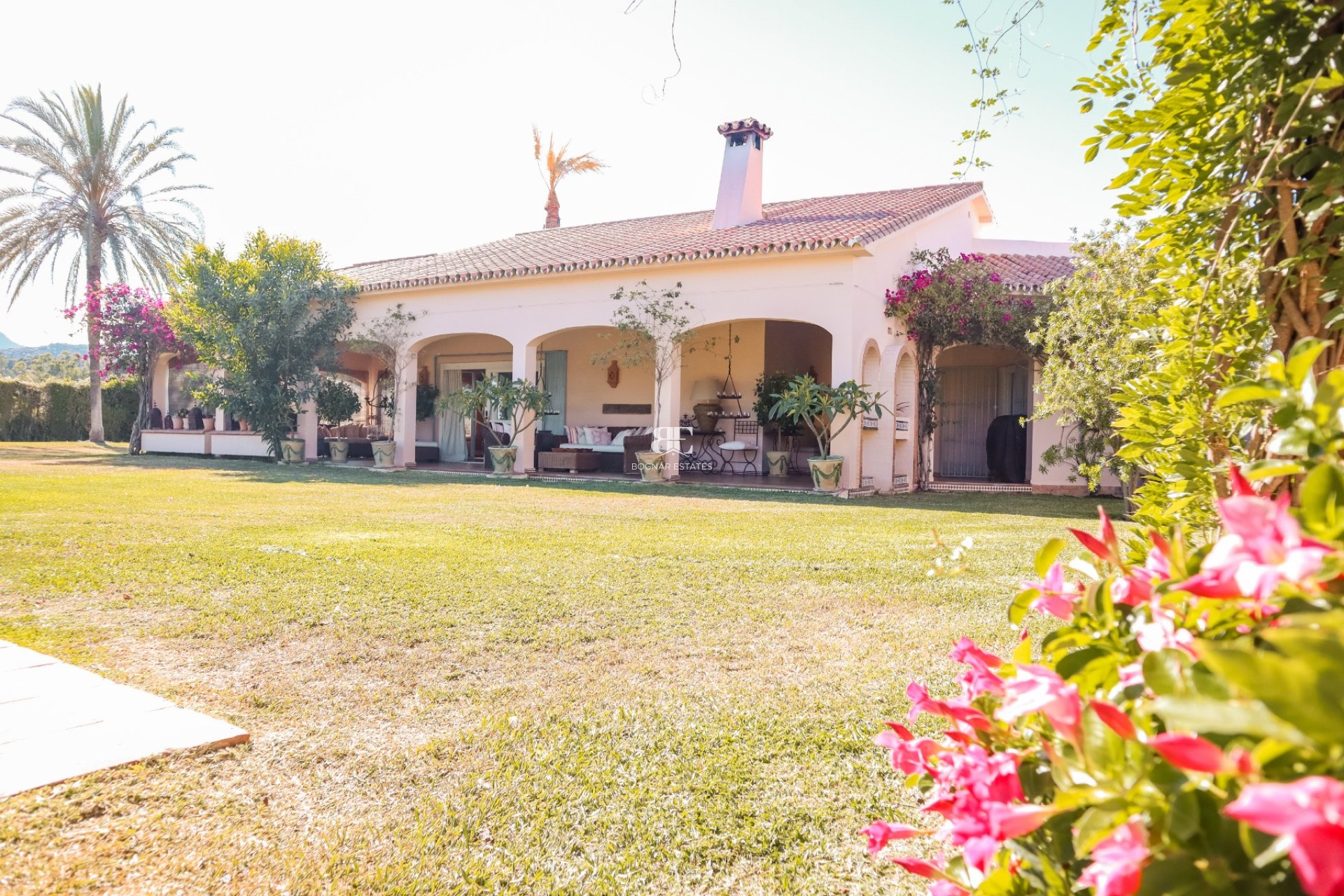 Wiederverkauf - Villa -
Benahavis