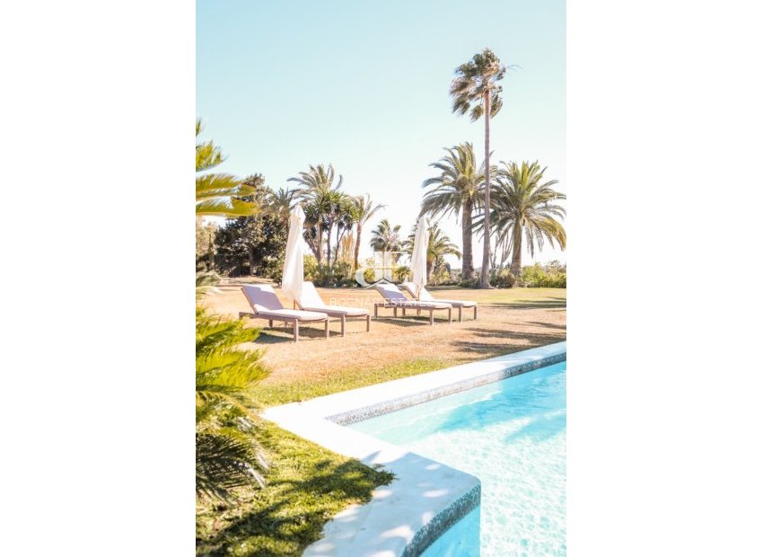Wiederverkauf - Villa -
Benahavis