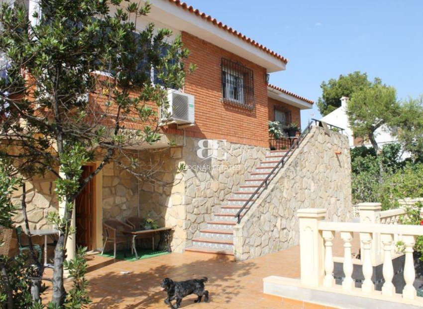 Wiederverkauf - Villa -
Benidorm - Poniente