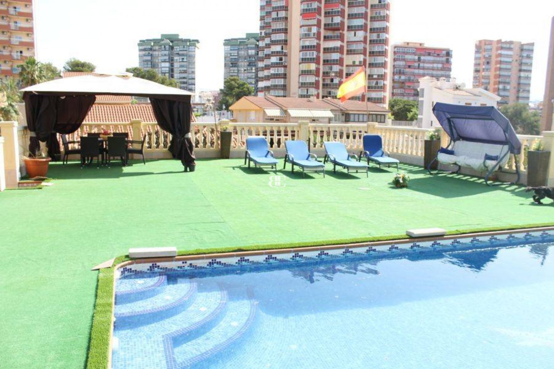 Wiederverkauf - Villa -
Benidorm - Poniente