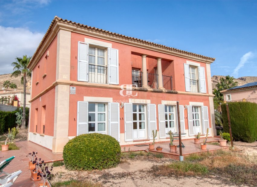 Wiederverkauf - Villa -
Benidorm - Zona de Poniente