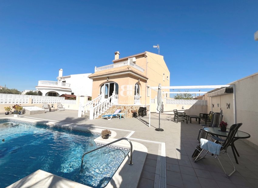 Wiederverkauf - Villa -
Benijofar - Monte Azul