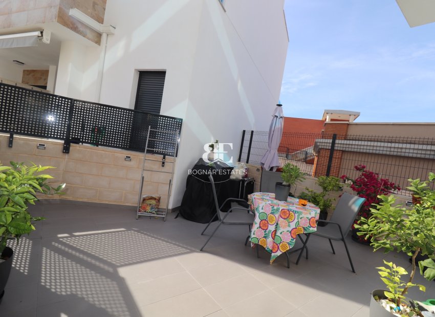 Wiederverkauf - Villa -
Bigastro