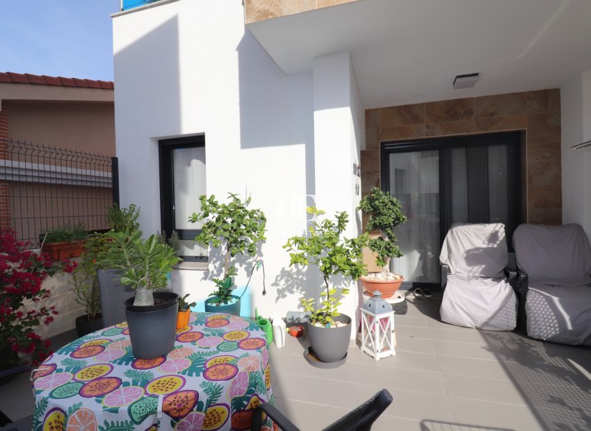 Wiederverkauf - Villa -
Bigastro